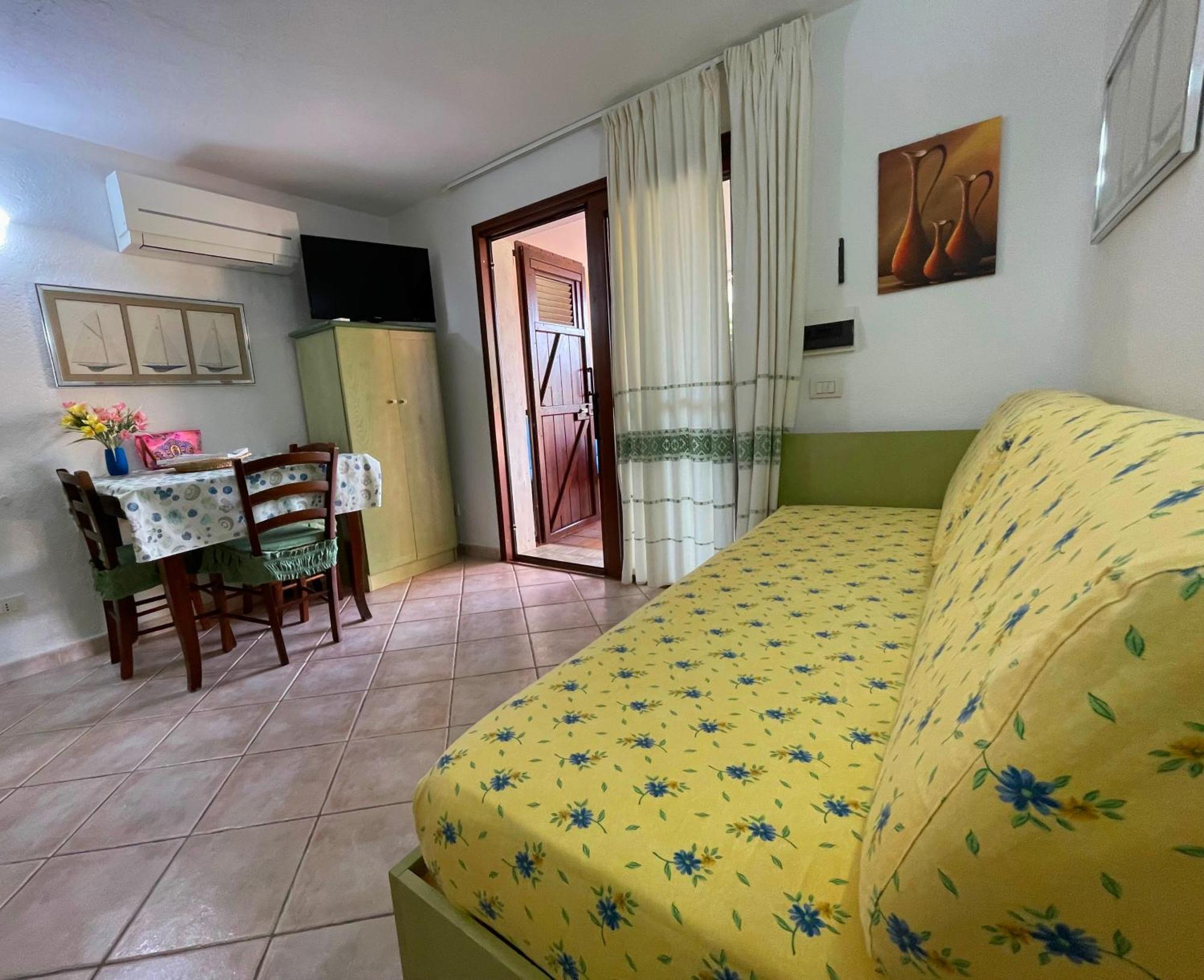 Sardegna Beach Cala Reale Marinella  Room photo